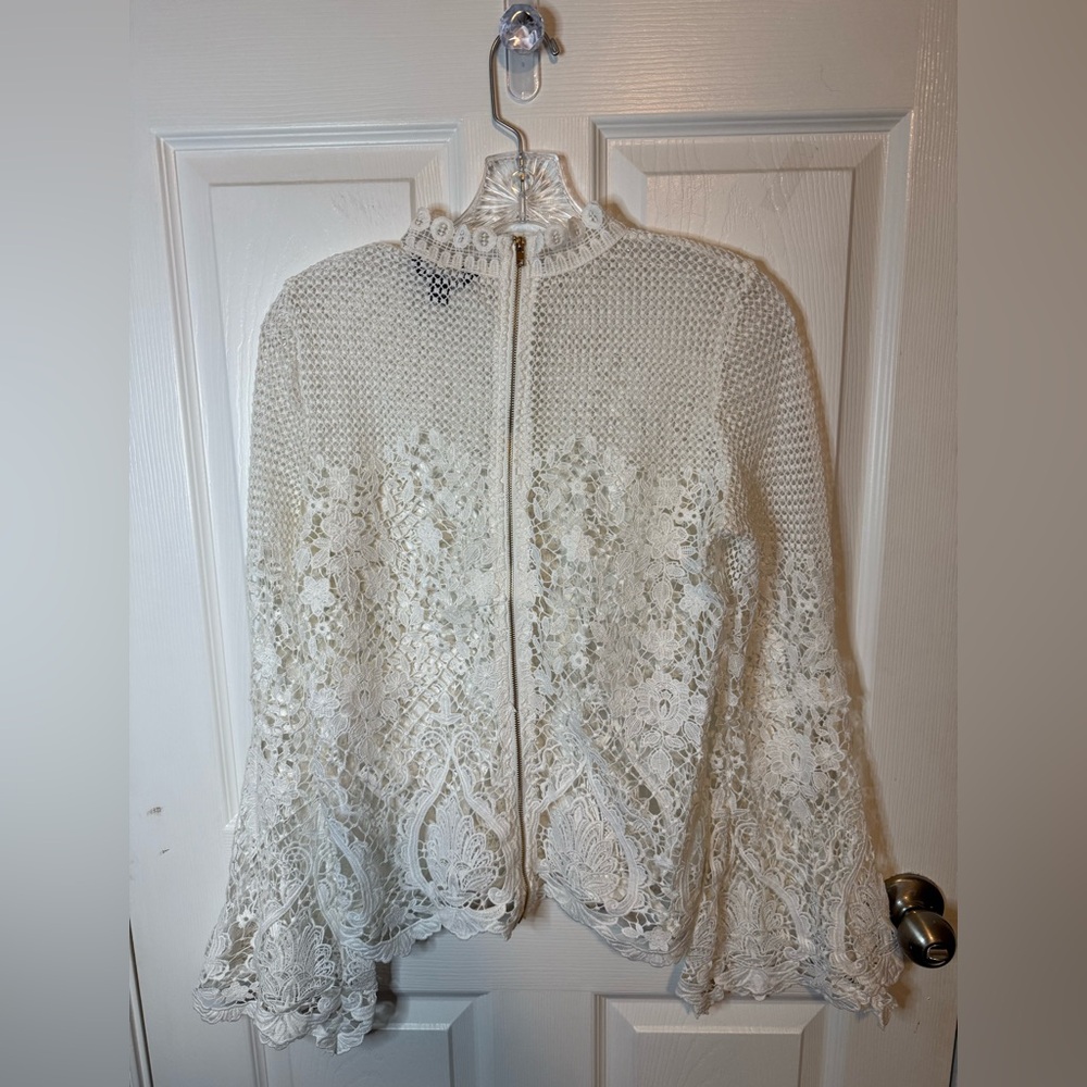 Project Runway White Crochet Lace Bell Sleeve Top - Picture 3 of 4